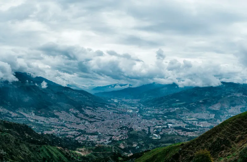 Medellín — foto: paweldotio